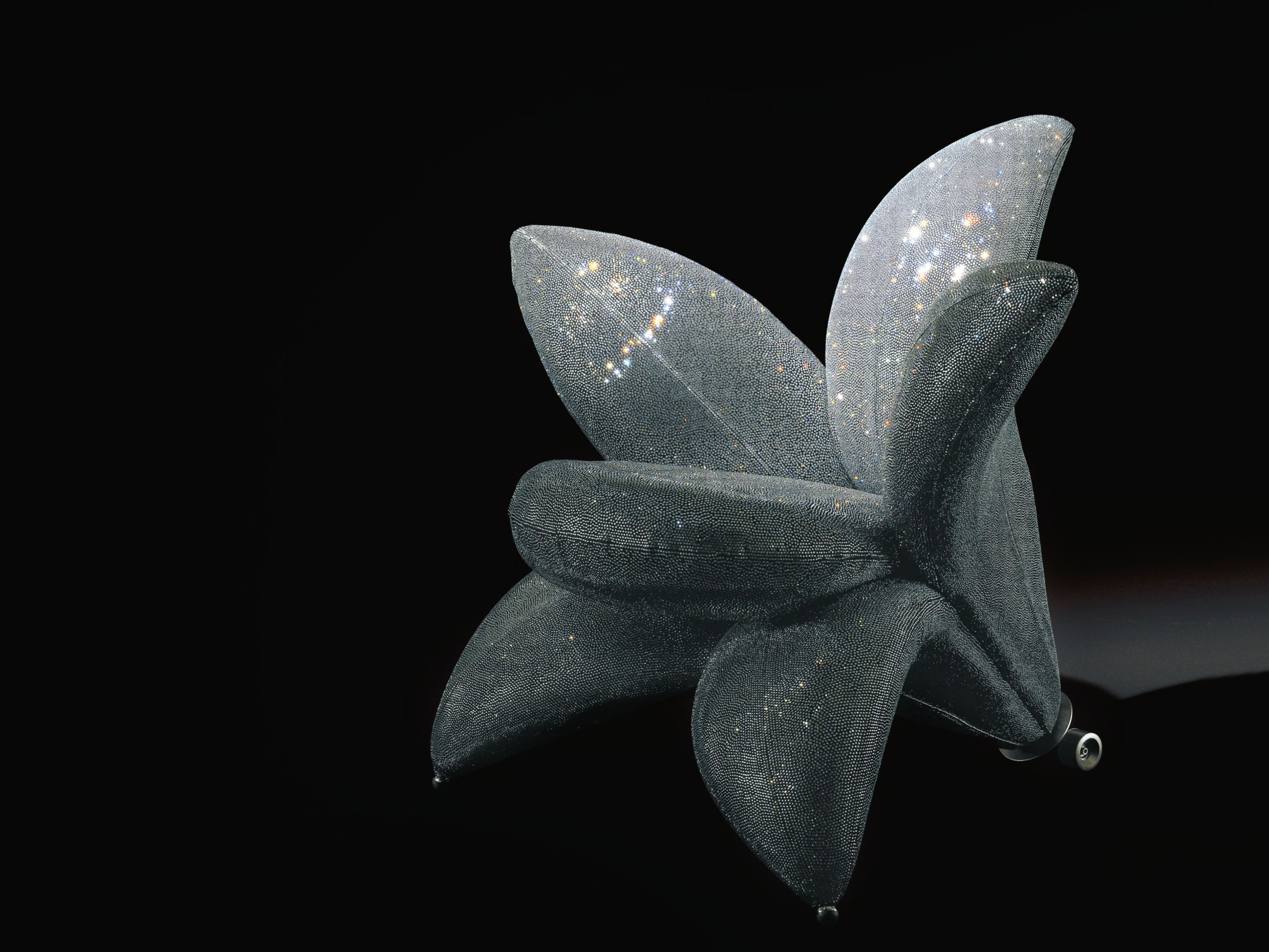 Кресло с кристаллами Swarovski Edra для интерьера ARCH-00067544