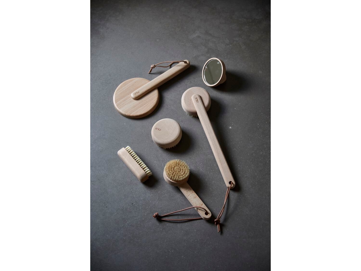 Ручное зеркало из бука ZONE DENMARK Inu ARCH-00015572