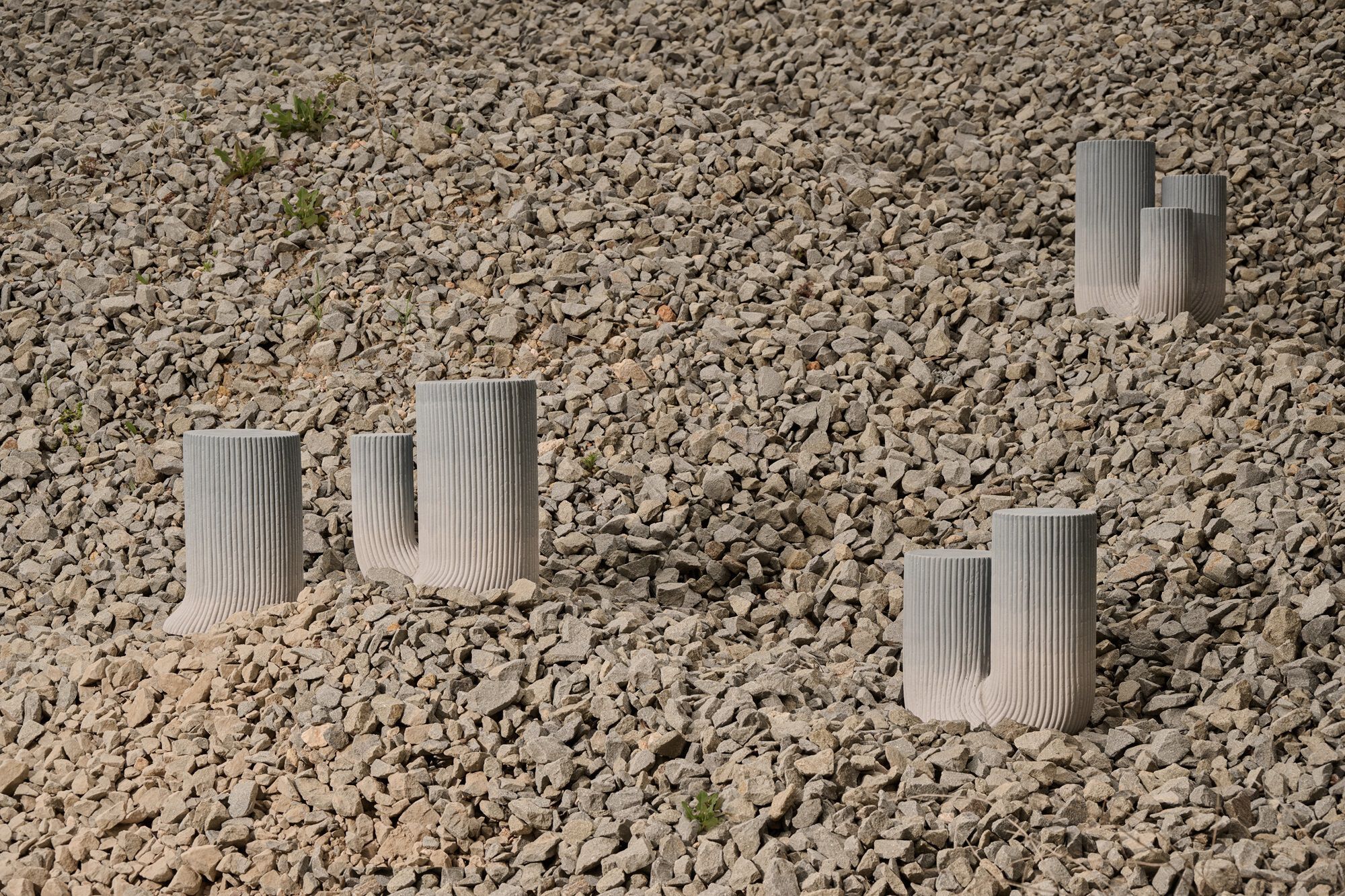 Круглый бетонный журнальный столик URBI et ORBI Medius Terra ARCH-00144895 - Вид №2