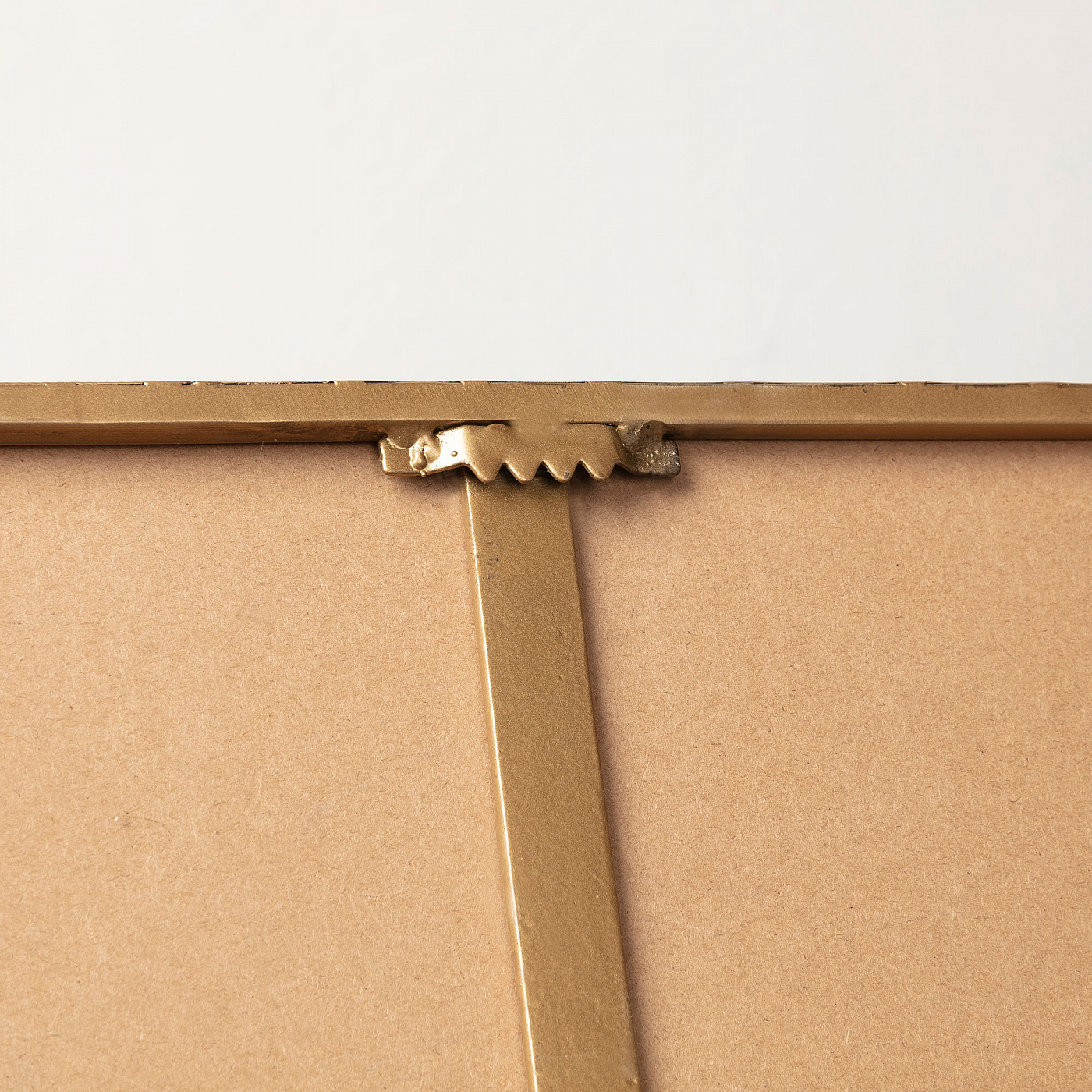 064981 Зеркало 60x60 золотое La Forma Marcus