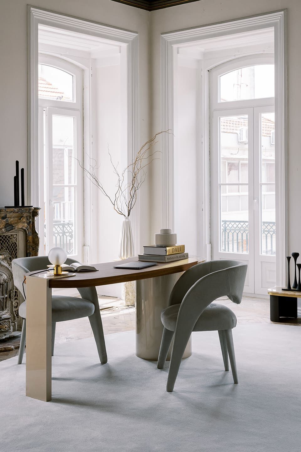 Кожаный мягкий стул с подлокотниками Greenapple Laurence ARCH-00115770 - Вид №6