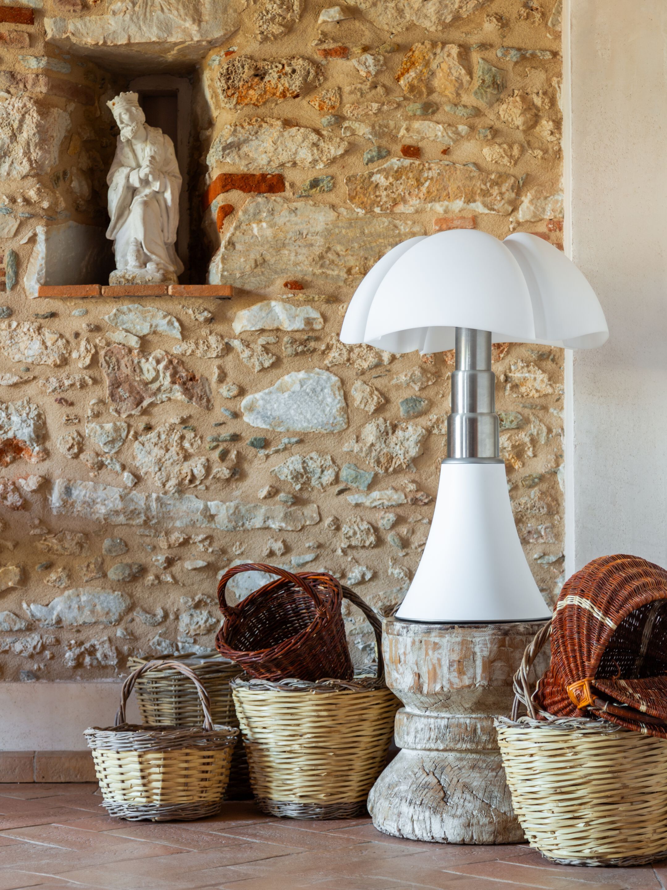 Стальная настольная лампа и метакрилатный абажур Martinelli Luce Летучая мышь ARCH-00126412 - Вид №4