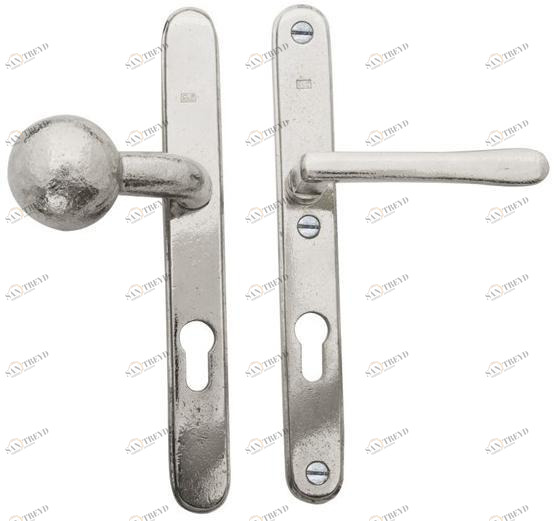 Dauby Бронзовая ручка на пластине с накладкой Pure® 13383