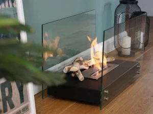 Kratki Отдельностоящий камин из стали и биоэтанольного стекла