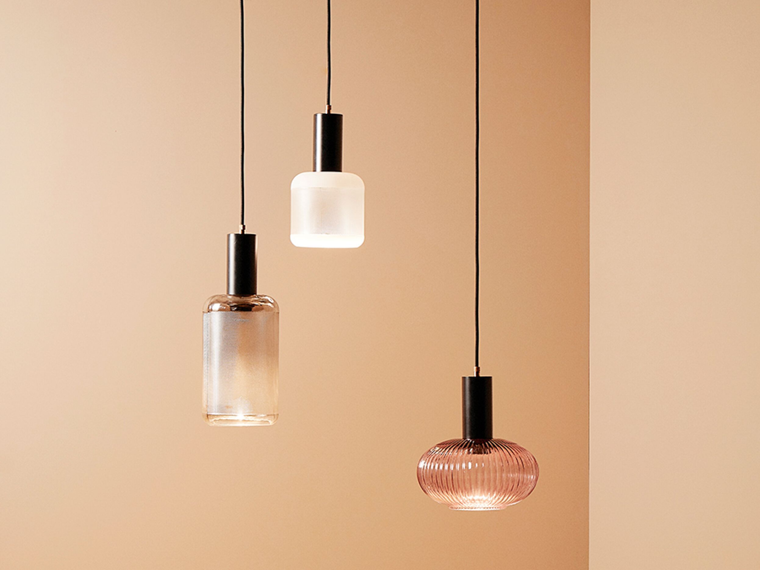 Стеклянный светодиодный подвесной светильник Renzo Serafini LUCE FUORI ARCH-00006685