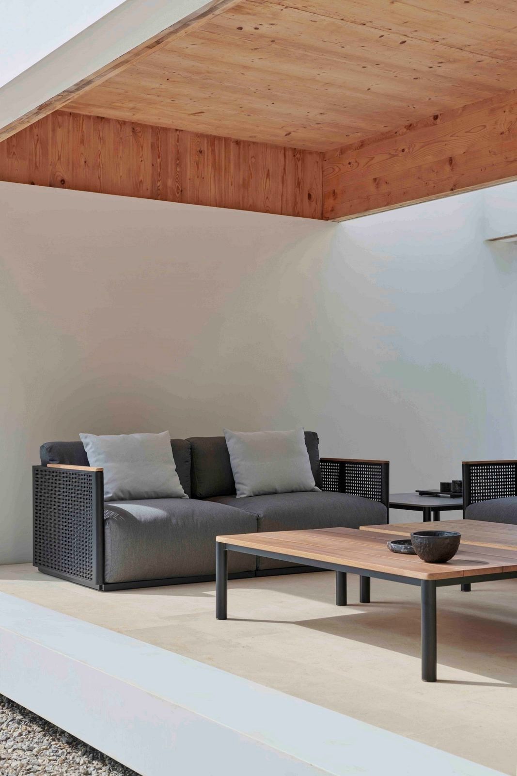 Фарфоровый квадратный садовый столик GANDIABLASCO Bosc ARCH-00122011 - Вид №5