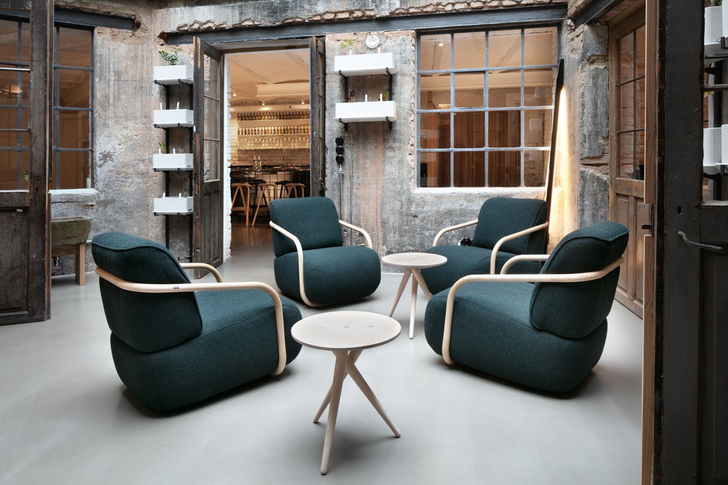 Журнальный столик из массива дерева THONET 1025 ARCH-00077834 - Вид №2