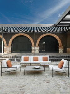 106896 Журнальный стол 100 x 100 см Point Min