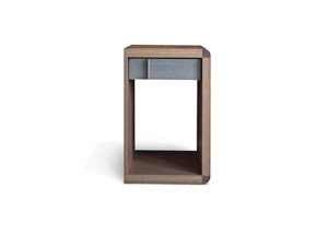 Квадратная тумбочка из дуба с ящиками