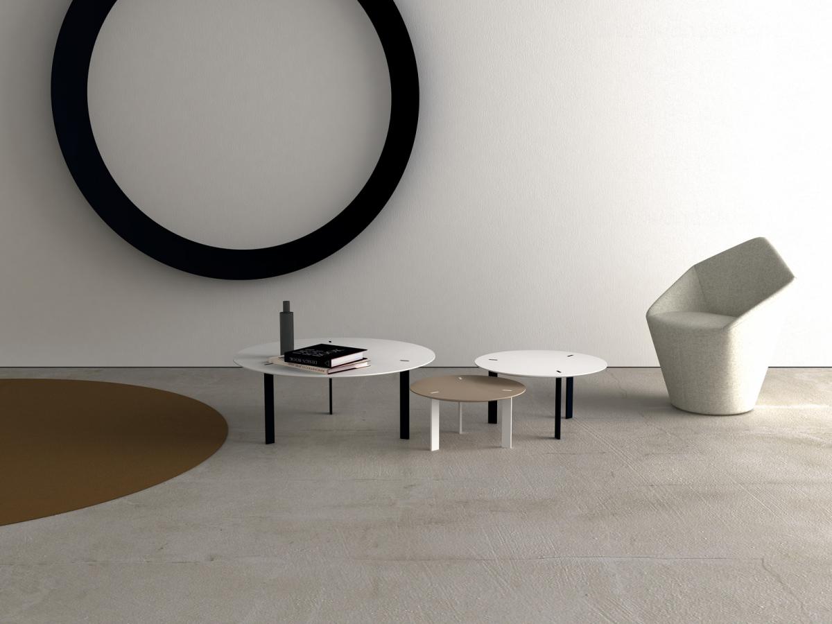 001731 Журнальный столик Ryutaro Viccarbe 