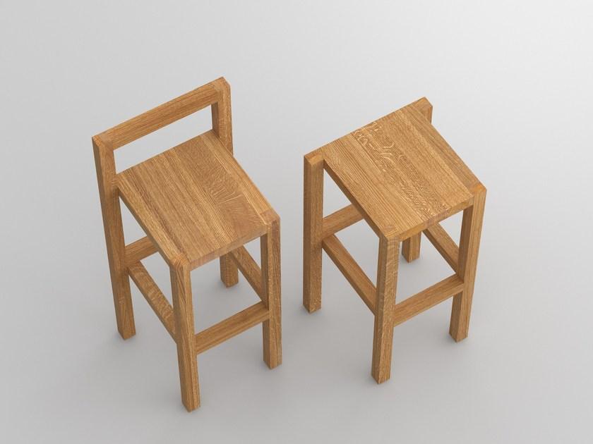 Vitamin Design Барный стул из массива дерева с подставкой для ног sun-id-1450431 - Вид №1