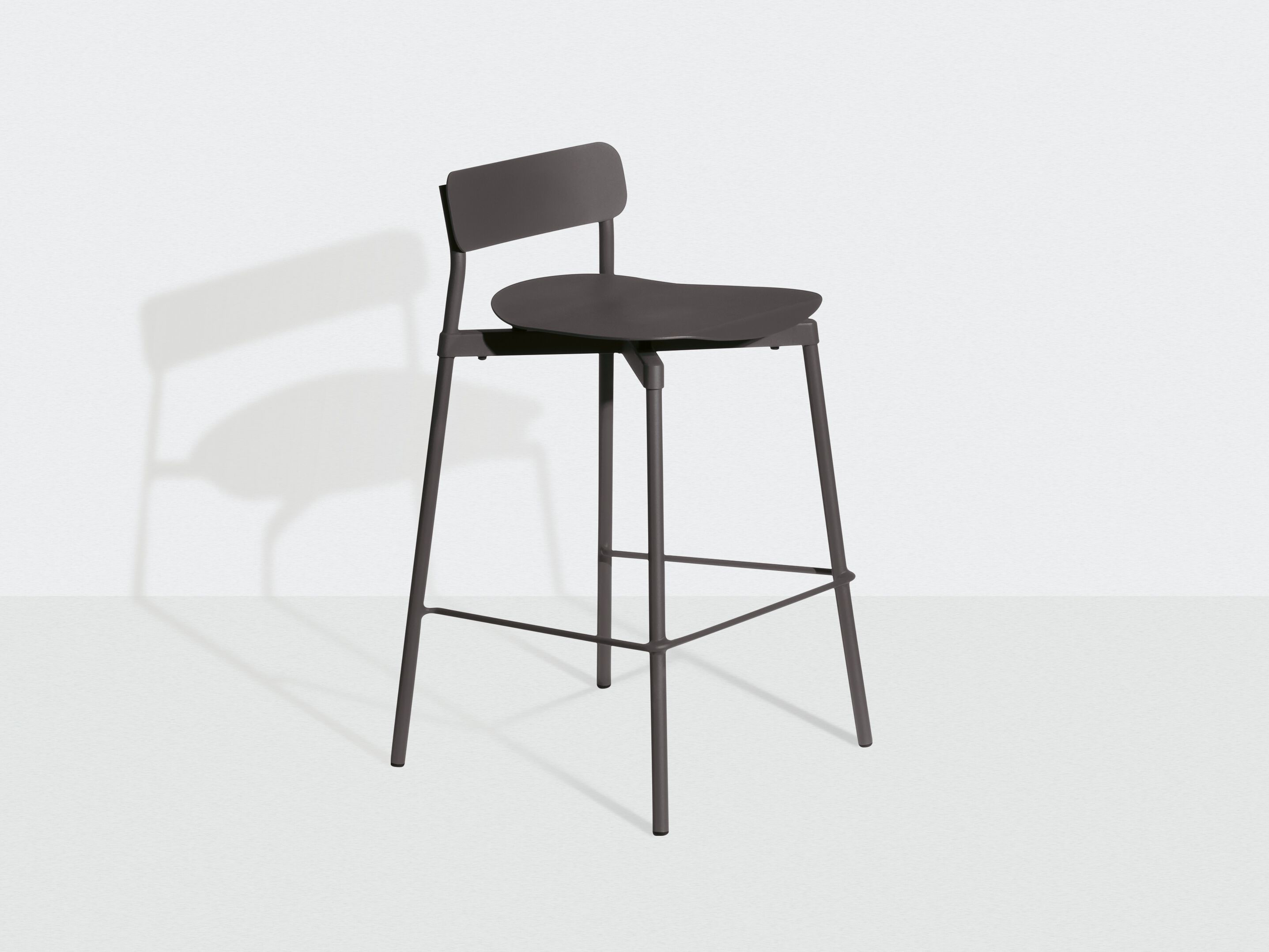 Высокий штабелируемый алюминиевый стул с порошковым покрытием с подставкой для ног Petite Friture Fromme ARCH-00091817 - Вид №18