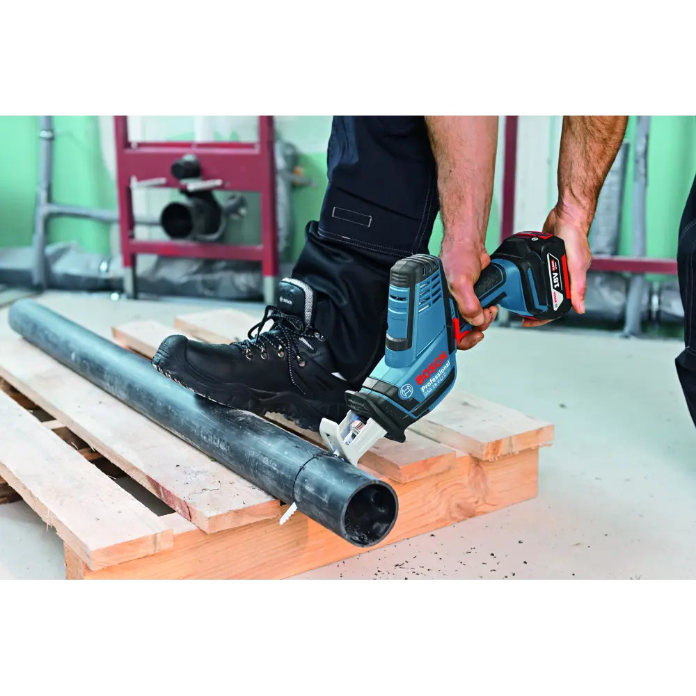 Пила сабельная аккумуляторная бесщёточная Bosch GSA 18V-LI C Professional, 0615990M3Y, 18 В Li-Ion 1x4 Ач 88109917 STLM-2117912 BOSCH PROFESSIONAL  - Вид №6