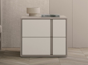 Деревянная прямоугольная тумбочка с ящиками