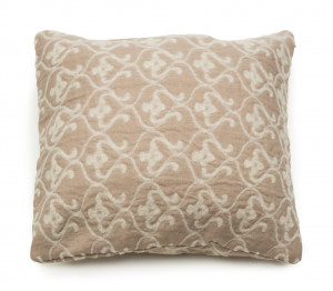 D8 Подушка 45/45, шерсть, наполнитель конфорель Donati