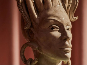 Керамическая ваза