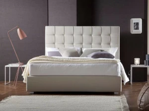 Chaarme Letti Кровать из экокожи с изголовьем капитоне