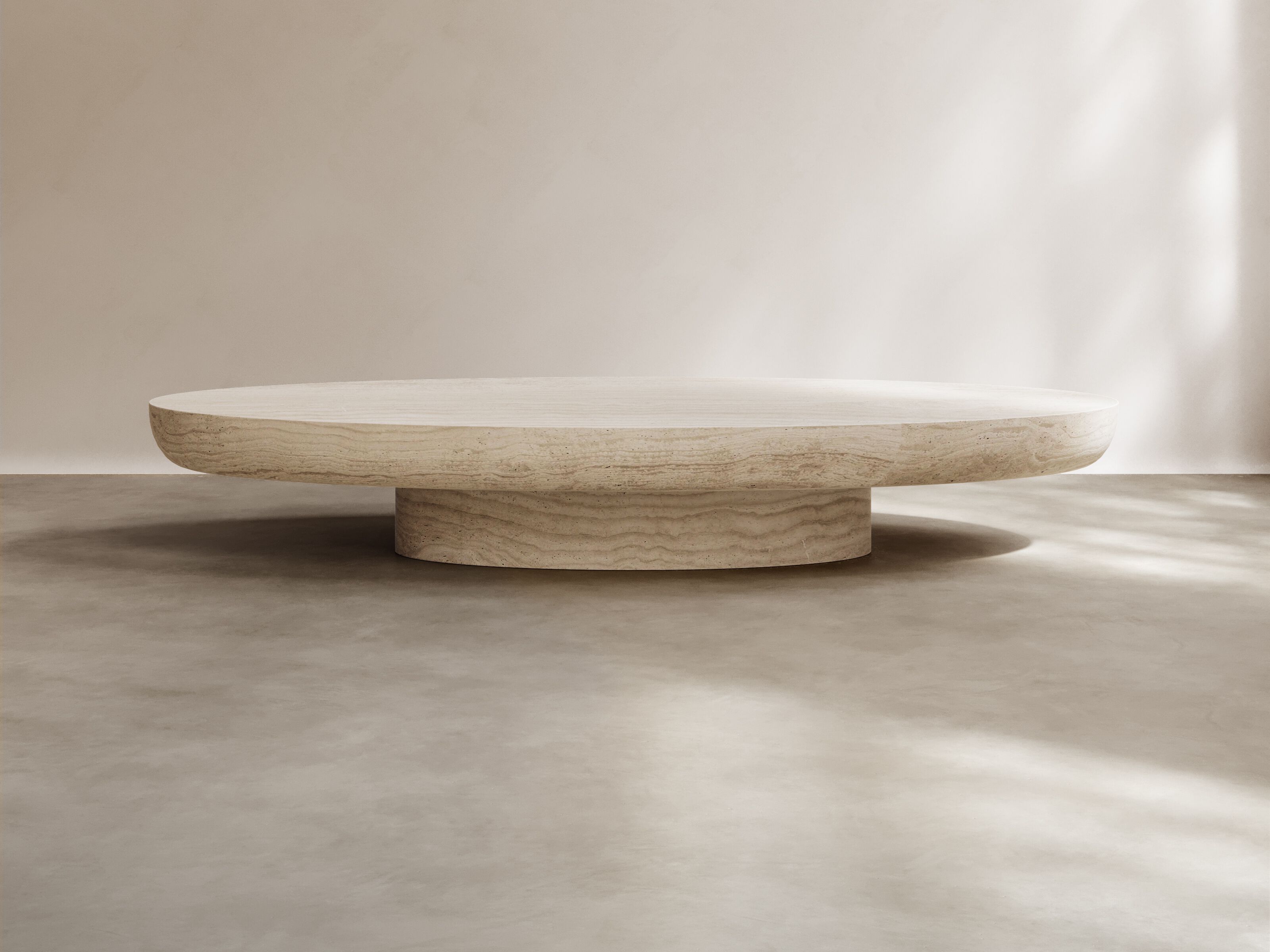 Натуральный камень овальный низкий журнальный столик Paloma Editions KISS ARCH-00132291 - Вид №1