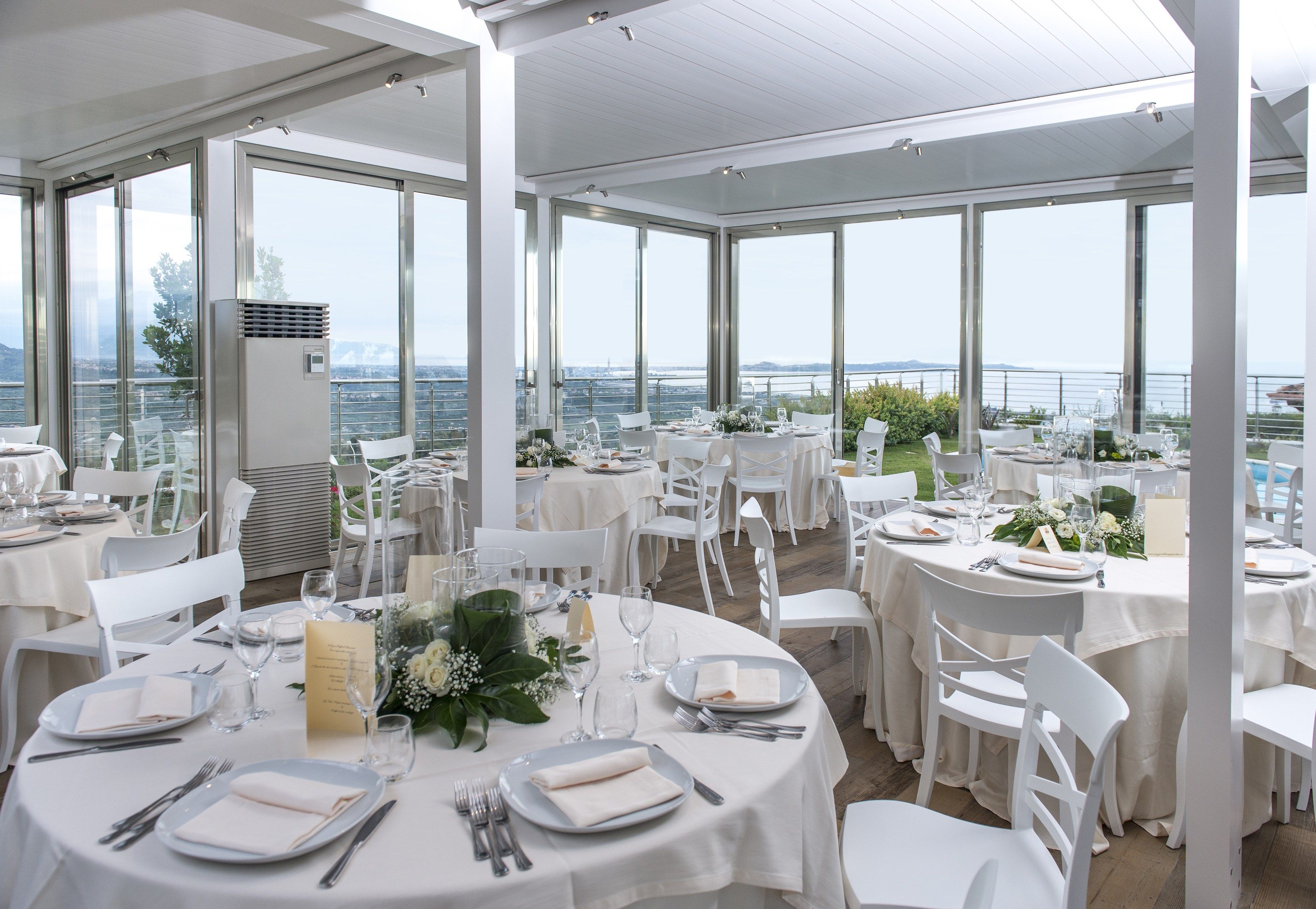 Самонесущая пергола из алюминия с поворотными пластинами STUDIO 66 BLADE 230 ARCH-00000811 - Вид №5