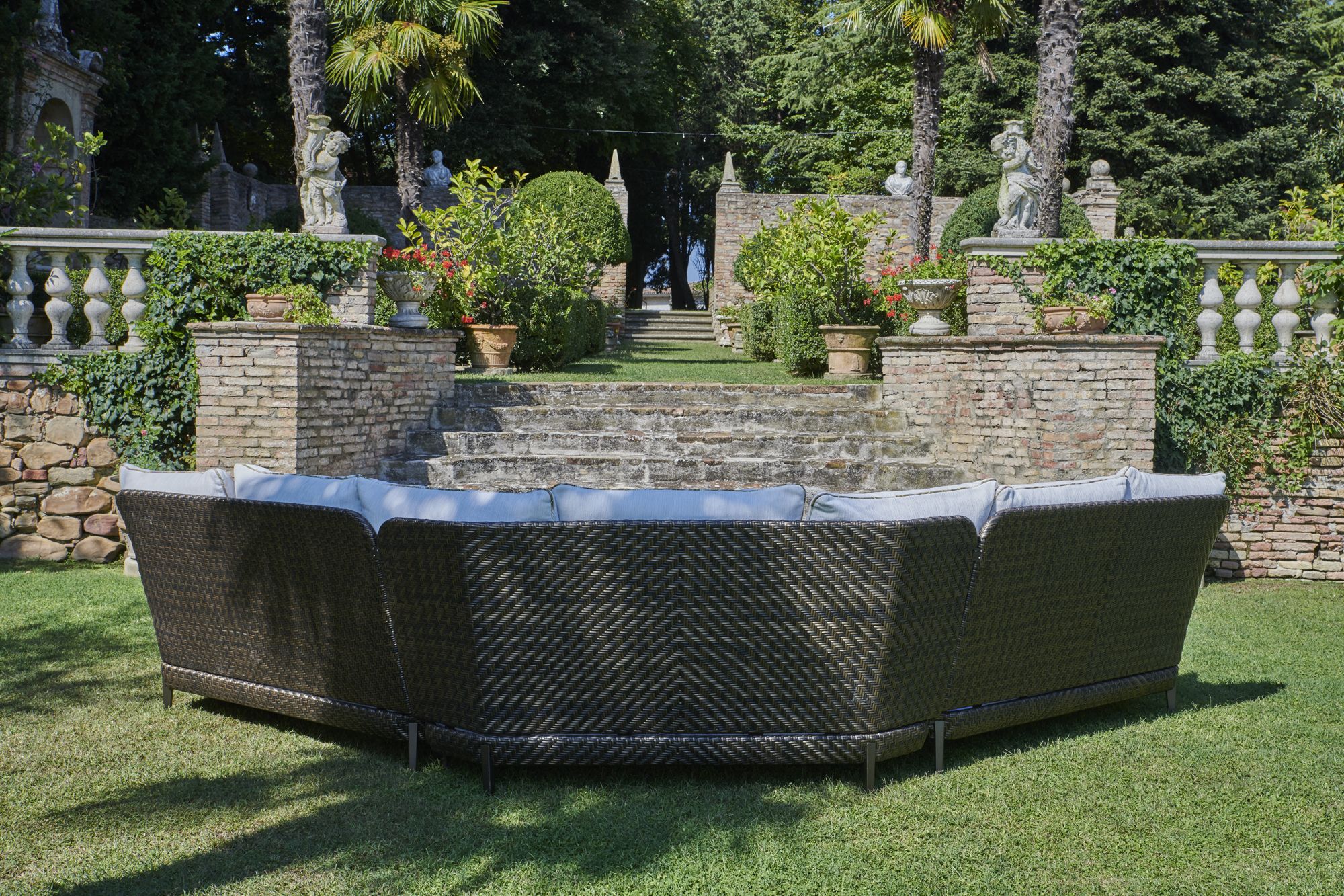 5-местный угловой садовый диван Samuele Mazza Outdoor Аралия ARCH-00110931 - Вид №4