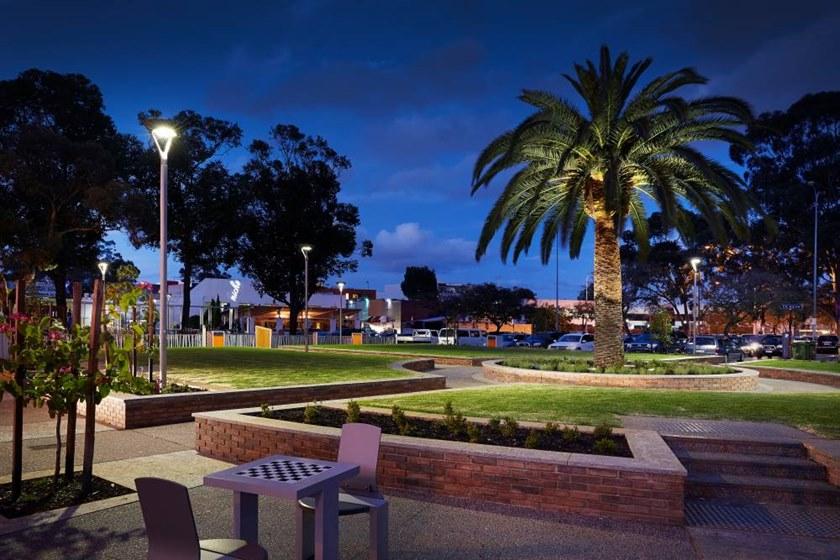 iGuzzini Светодиодный уличный фонарь из алюминия Crown sun-id-1402637 - Вид №4