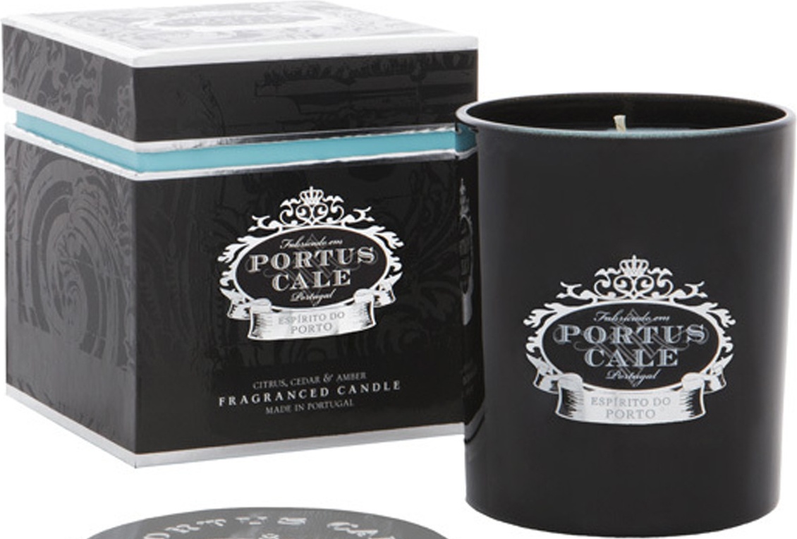 10673688 CASTELBEL Свеча ароматическая CASTELBEL Порт Кале Черное издание 627г, воск, п/к Воск 
