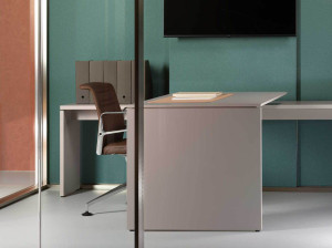 Угловой стол