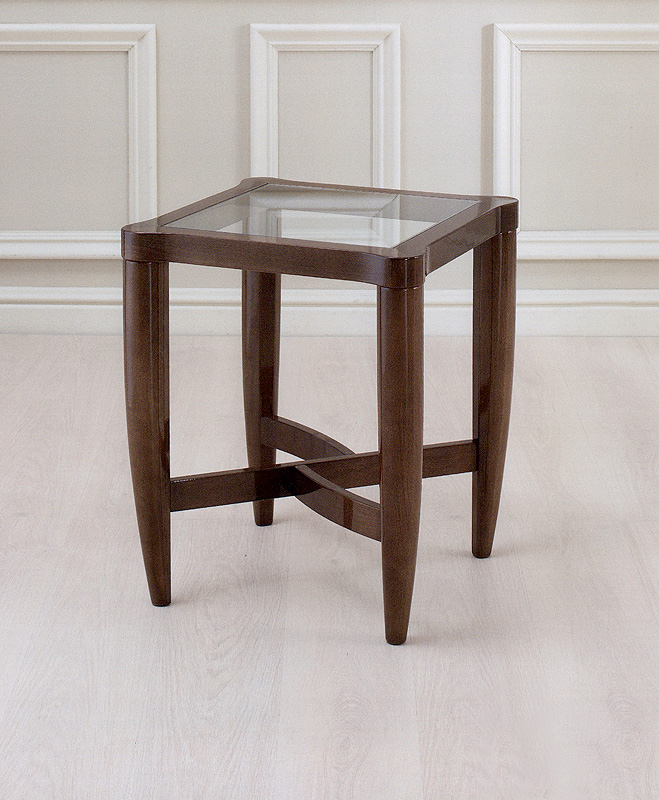 Столик  BEDDING CLOE 