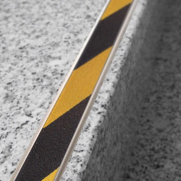 EMAC Italia Алюминиевый профиль для ступенек Novopeldaño® sun-id-1371001 - Вид №1