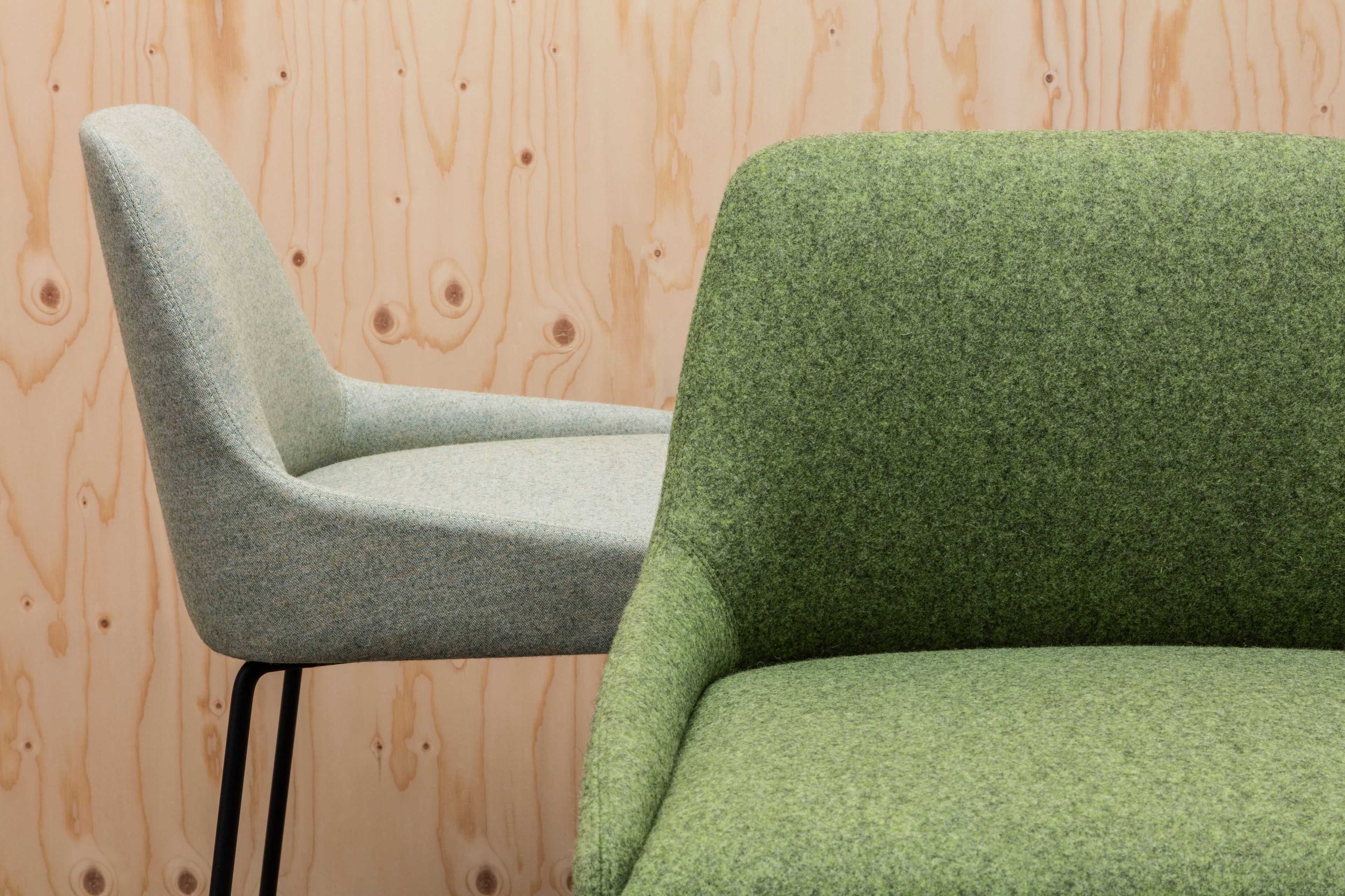 Высокий табурет из ткани Andreu World ALYA BQ1592 / BQ1593 ARCH-00034231 - Вид №2