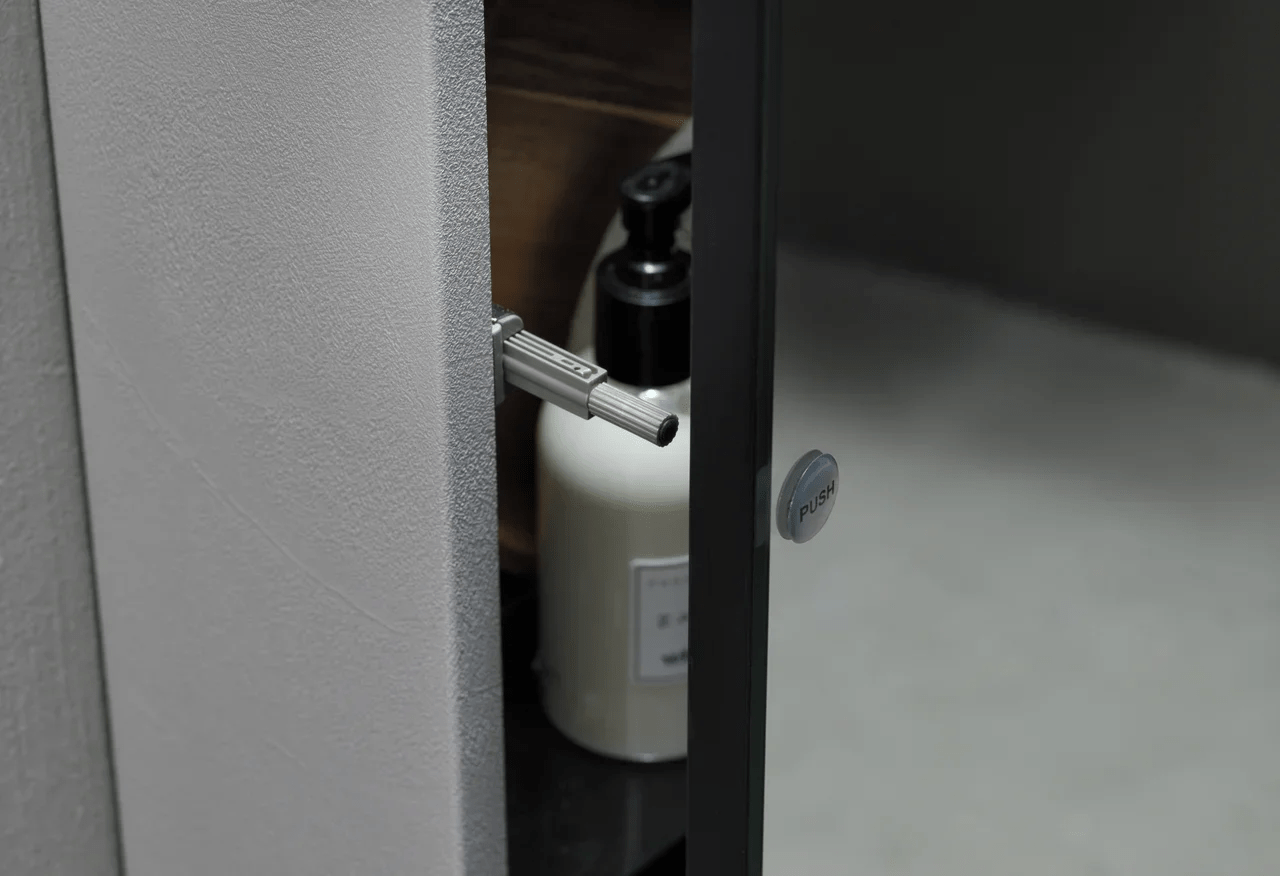 Шкаф пенал Malaya 01242  Словения Kolpa-San  - Вид №3