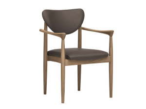 Стул с подлокотниками