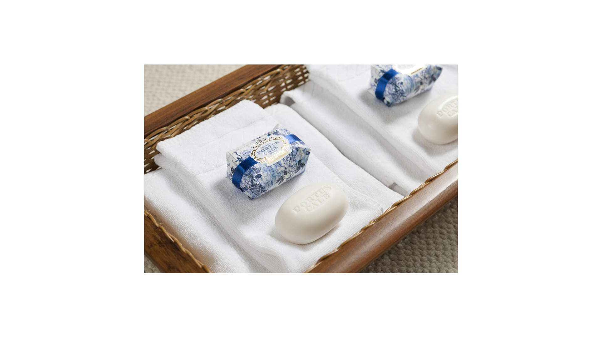 10673703 CASTELBEL Мыло ароматическое CASTELBEL Порт Кале Золотисто-синий 150г, синий Ароматическая жидкость  - Вид №3