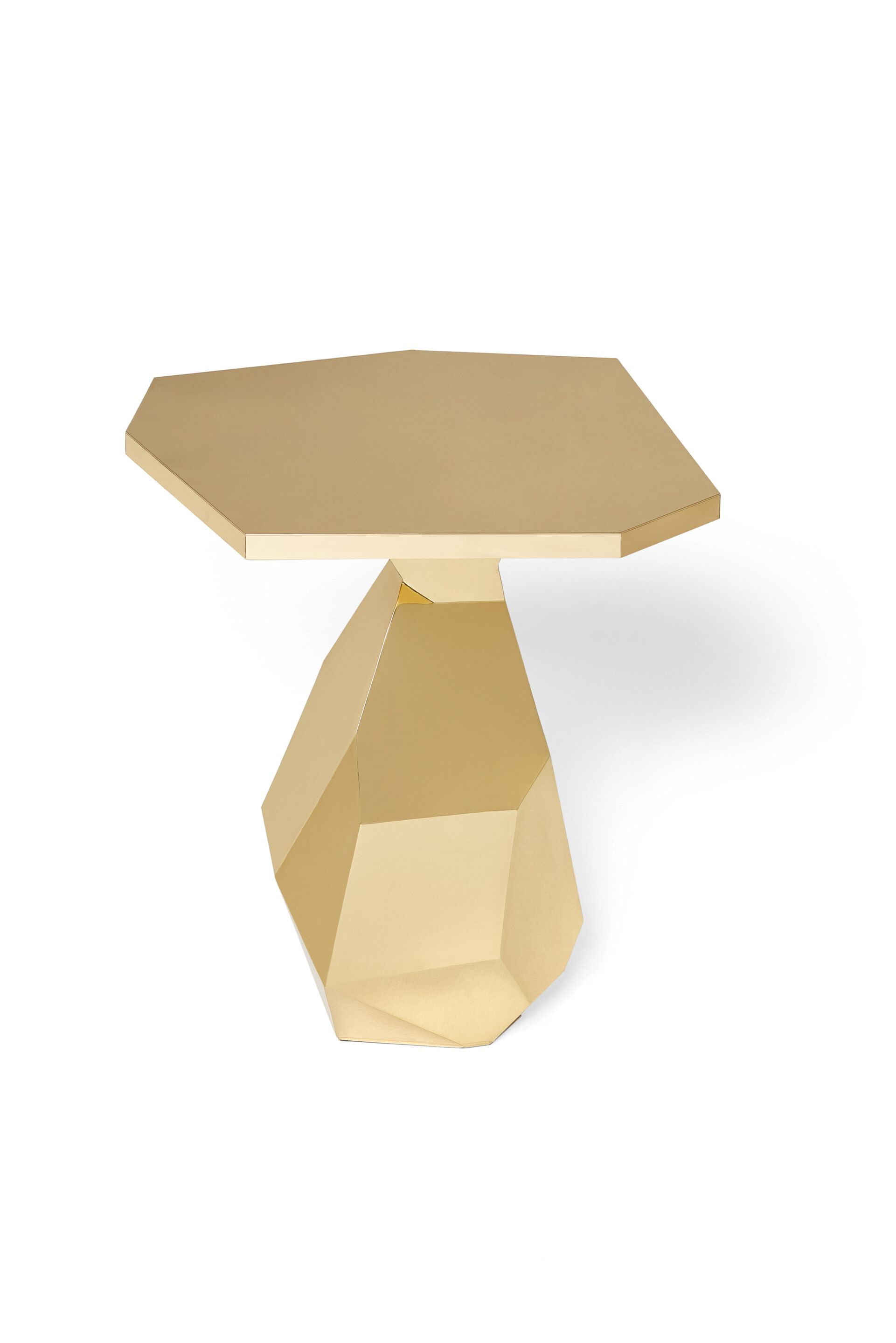 Высокий монолитный латунный журнальный столик с центральным основанием Ginger & Jagger Земля на Землю ARCH-00080473