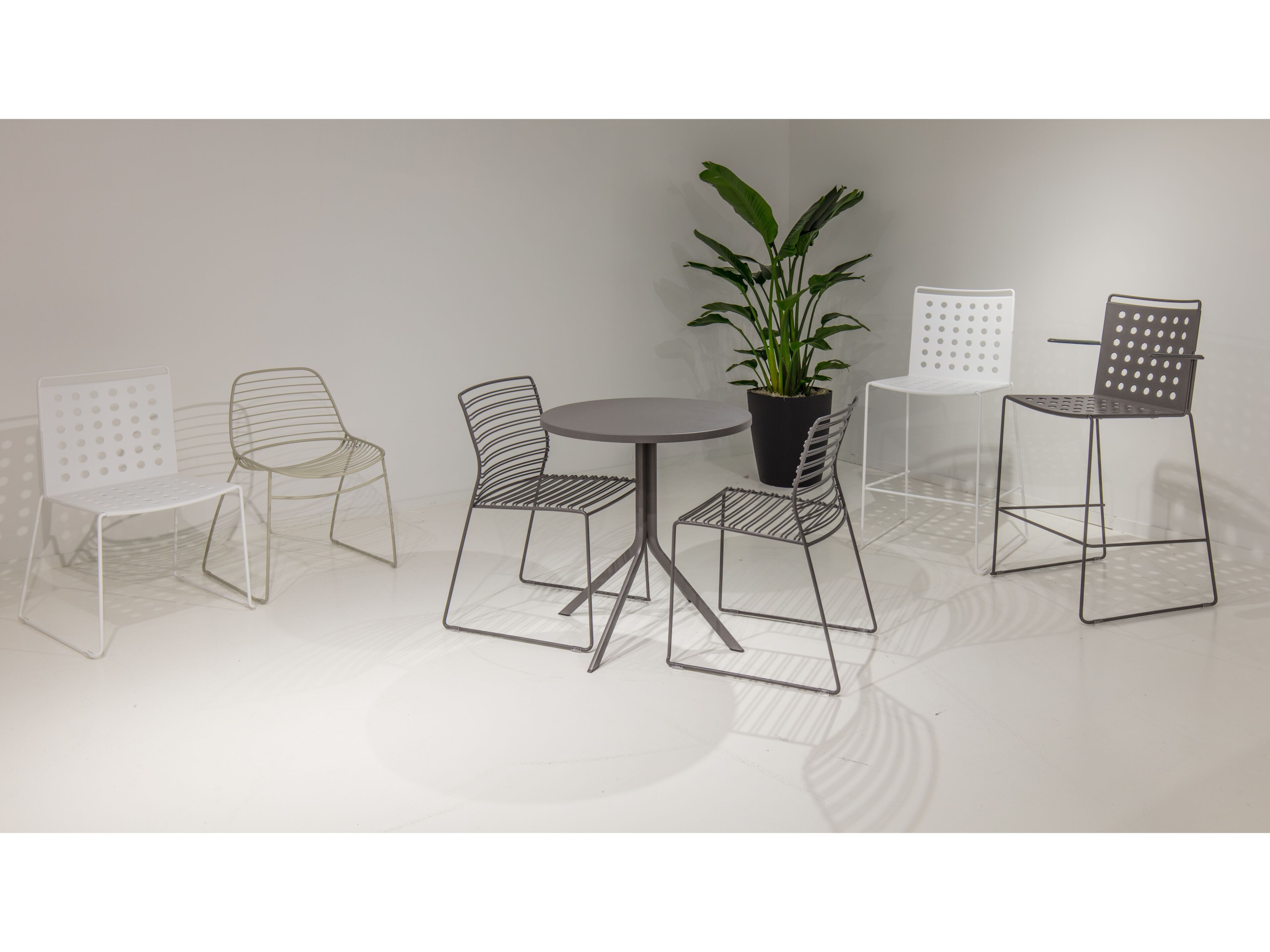 Штабелируемый стальной стул с порошковым покрытием Urbantime LIBRA WIRE ARCH-00136016 - Вид №3