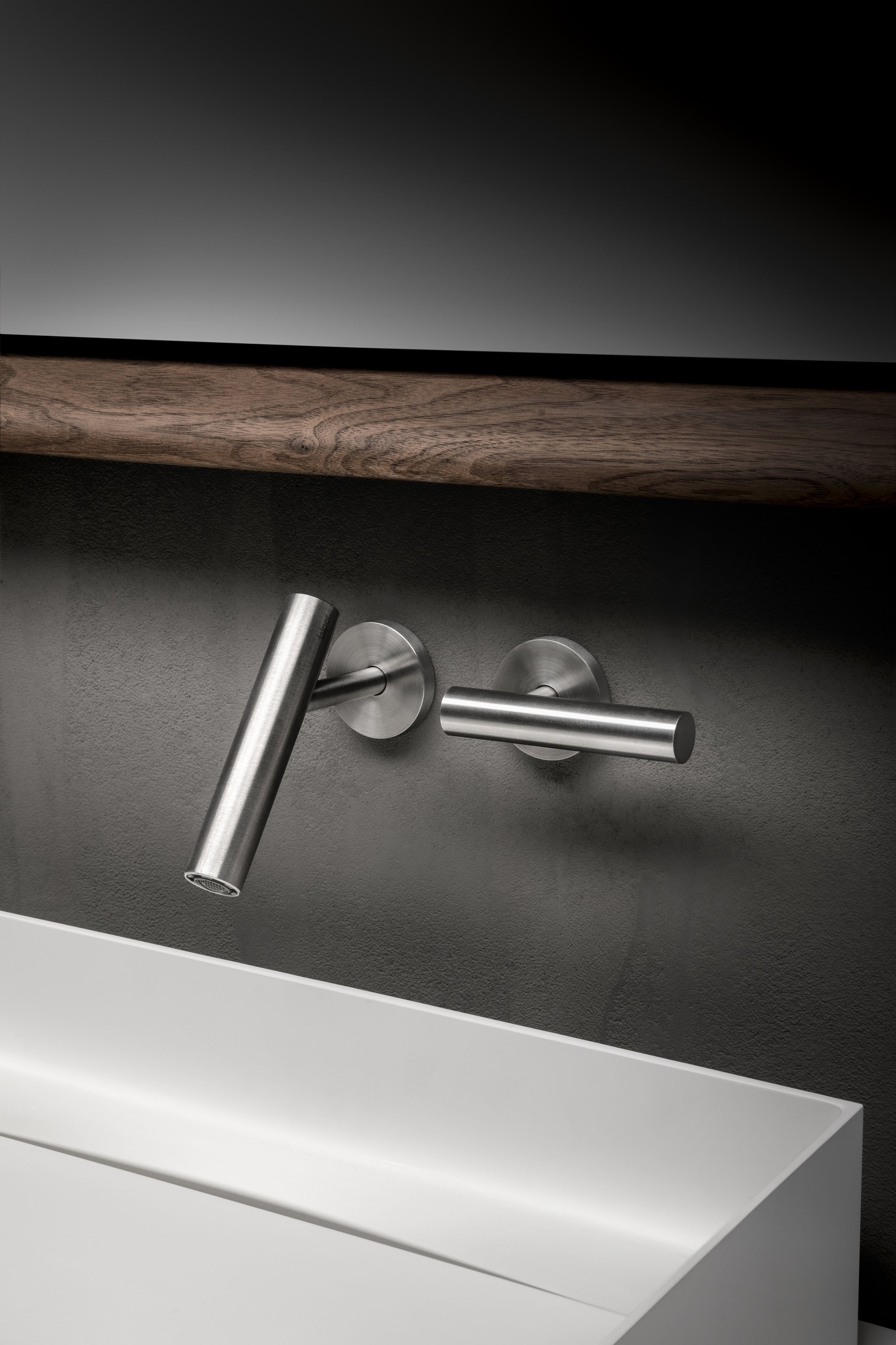 Настенный смеситель для раковины из нержавеющей стали с 2 отверстиями Falper цилиндр ARCH-00035374 - Вид №1