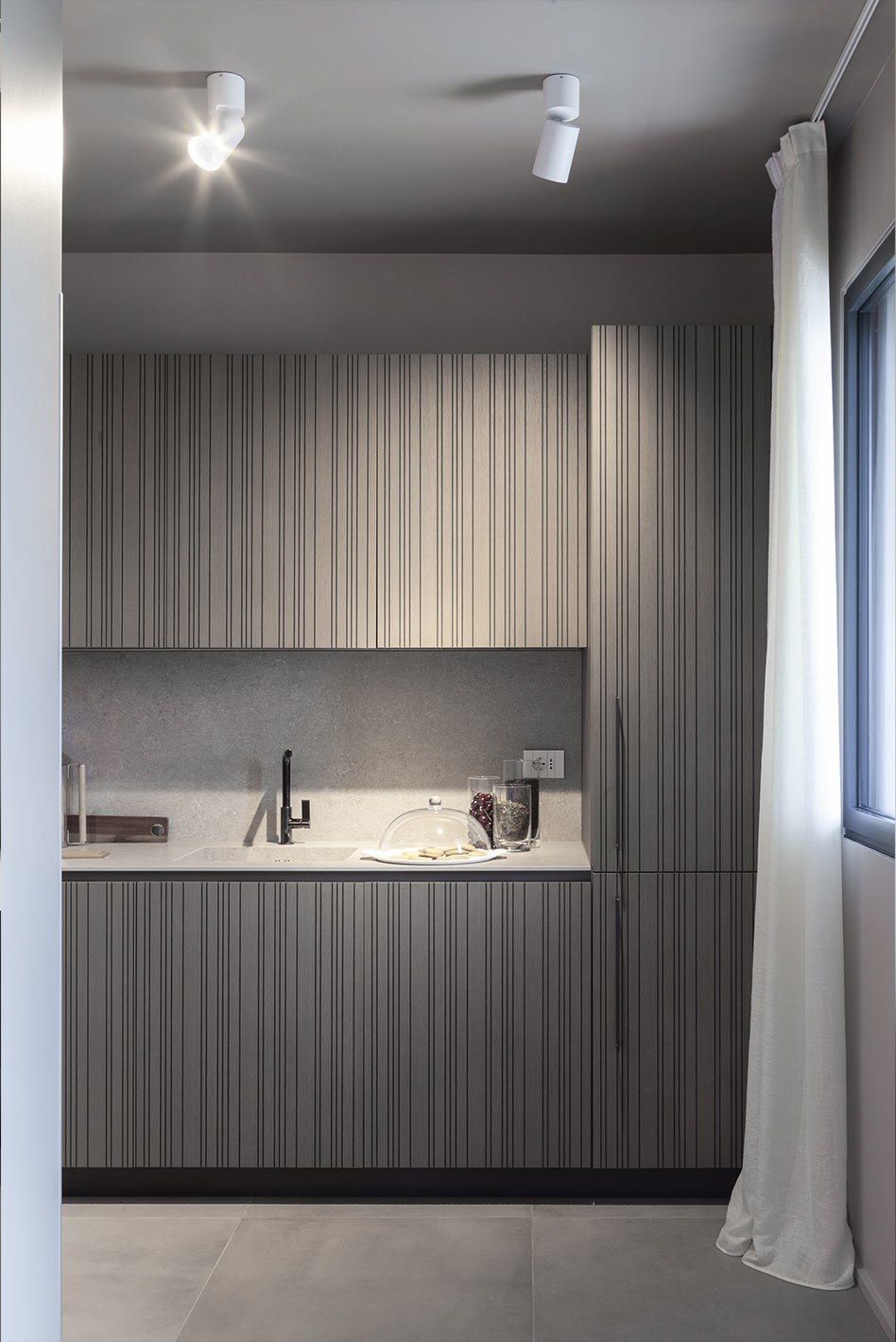 Встроенная кухня с полуостровом TM Italia Cucine ARCH-00114778 - Вид №1