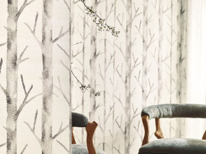 Нетканые обои с рисунком