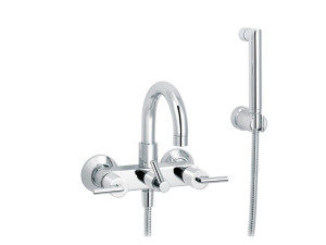 Смеситель для ванны с 2 отверстиями и ручным душем с отдельными розетками