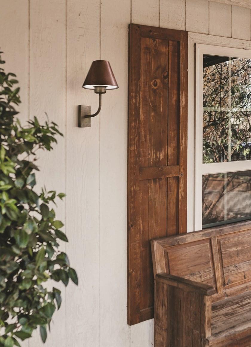 Il Fanale Настенный светильник для улицы из металла Fiordo 261.01.or - Вид №1