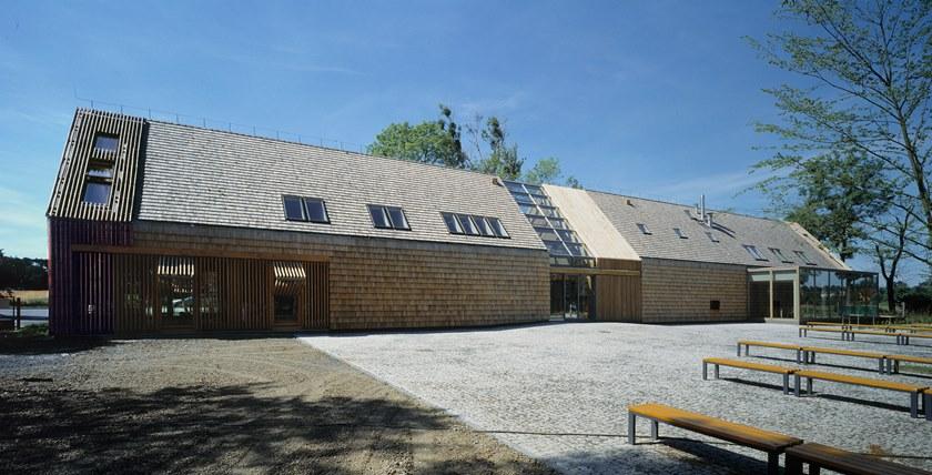 Fakro Деревянное мансардное окно sun-id-1488187 - Вид №3