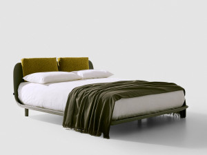 Кожаная двуспальная кровать