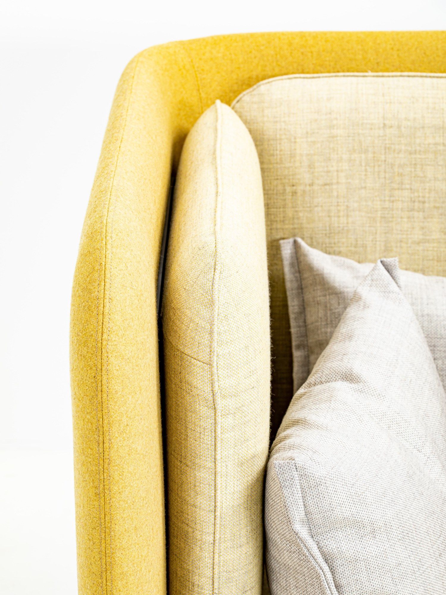 Тканевое кресло с подлокотниками BuzziSpace BuzziSpark ARCH-00130060 - Вид №1