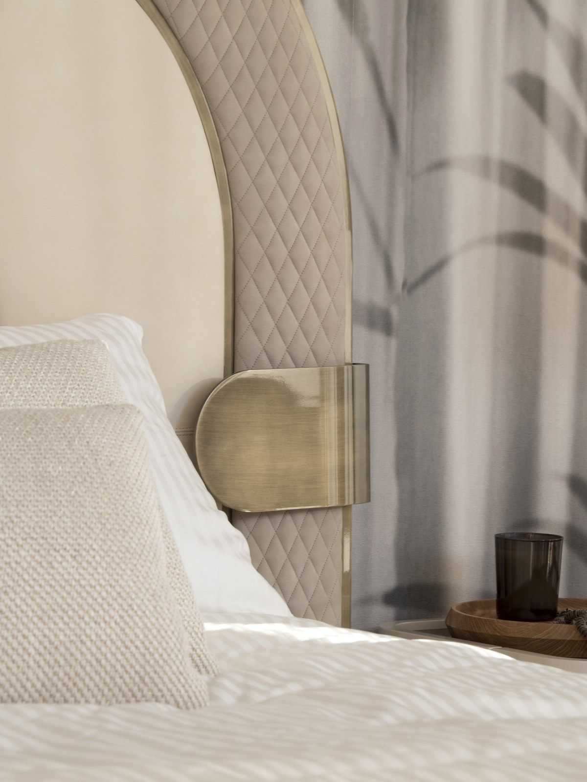 Двуспальная мягкая кровать со встроенным освещением Capital Collection Eden .24 ARCH-00048050 - Вид №5