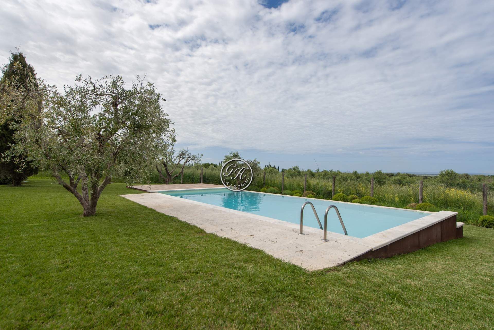 Бассейн из натурального камня с водопадом GH LAZZERINI Piscina 19 ARCH-00085972 - Вид №1