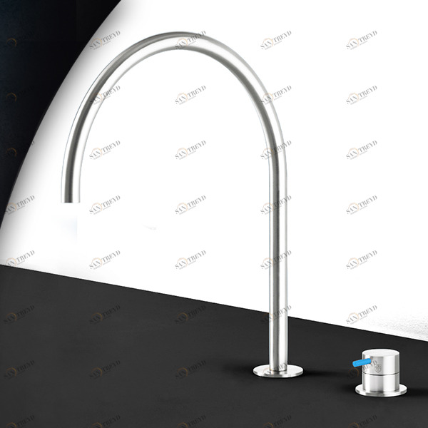 Смеситель для раковины сталь глянцевая с синей ручкой Toki Radomonte TKI33LCIL26