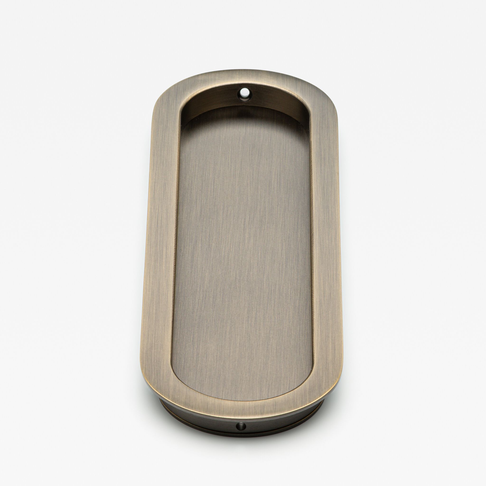 Латунная утопленная ручка Lo & Co Interiors Flush Pull ARCH-00072364 - Вид №1