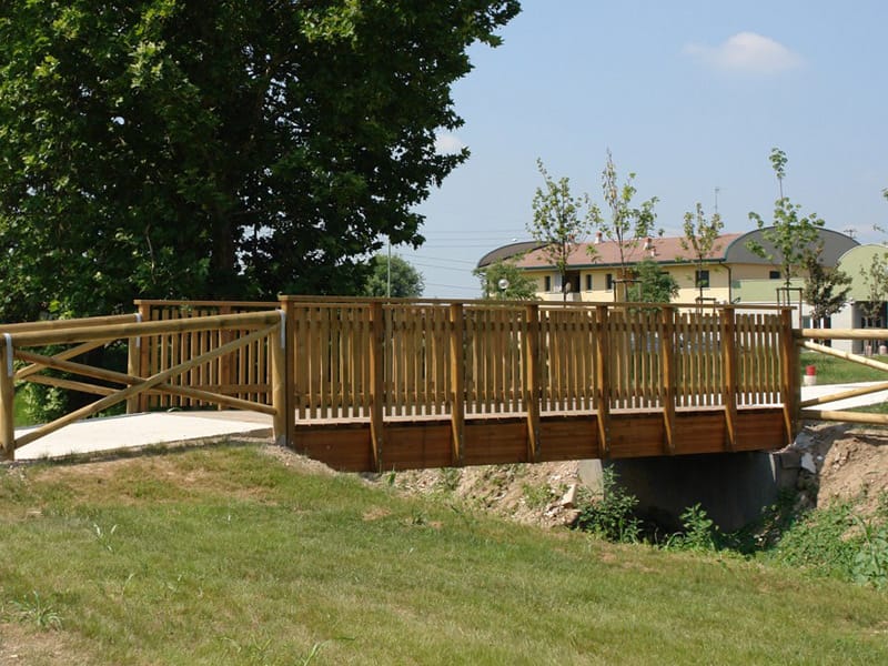 Мосты и дорожки из цельного или ламинированного дерева INDUSTRIA LEGNAMI TIRANO ILT MONTANA Wood ARCH-00064359