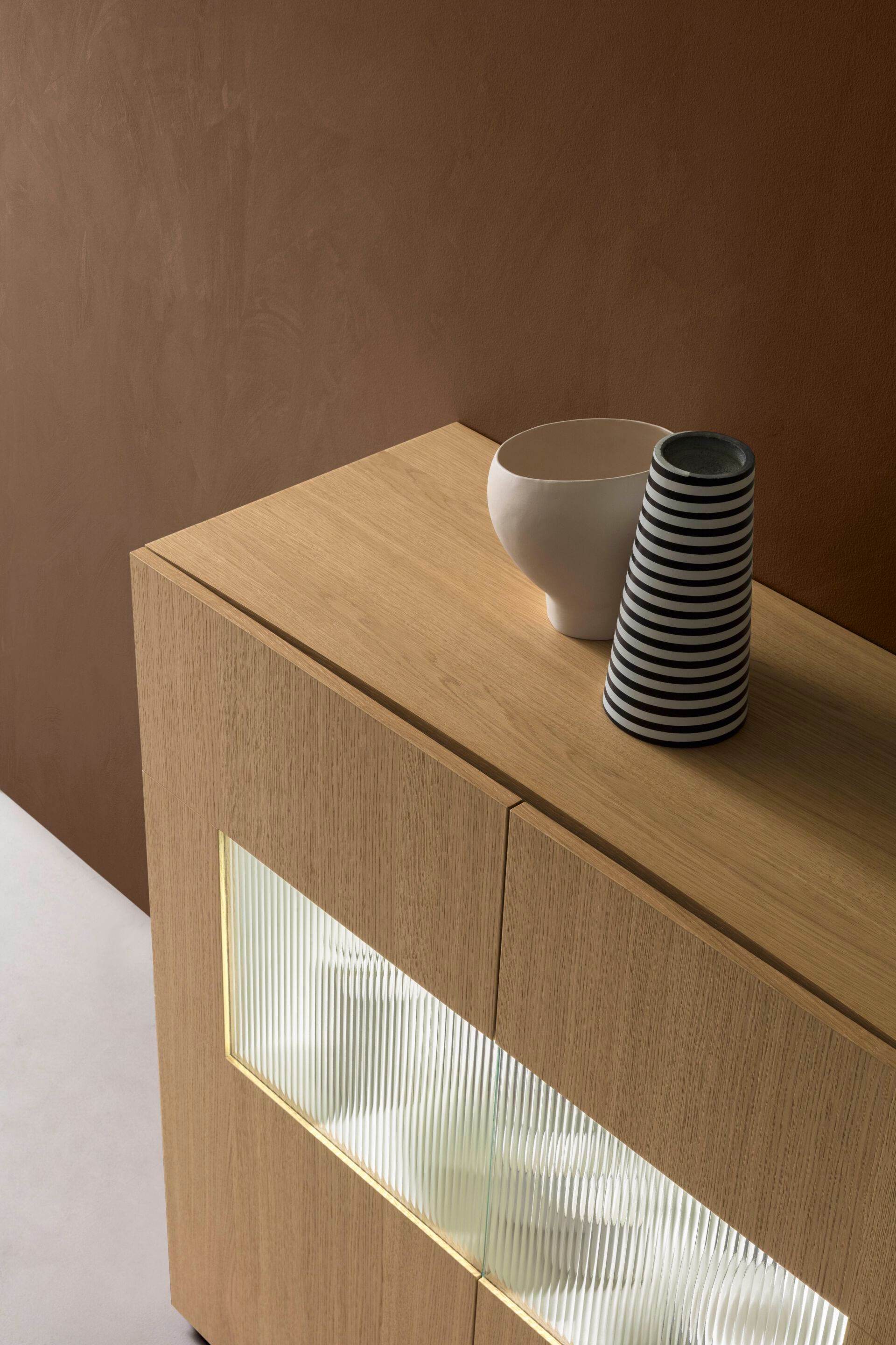 Деревянный шкаф с распашными дверцами Alf DaFrè Metropolis ARCH-00087981 - Вид №9