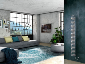 Настенный стальной электрический полотенцесушитель